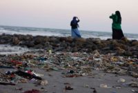 Sampah Rusak Pesona Pantai Merpati Bulukumba, Butuh Perhatian Khusus